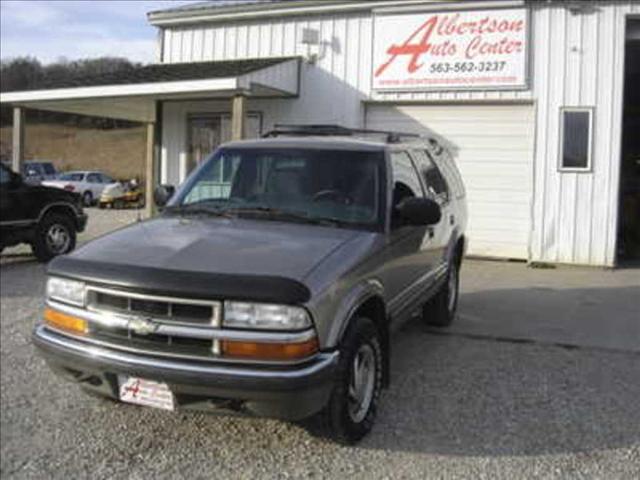 2001 Chevrolet Blazer Laramie Heavy DUTY Dually