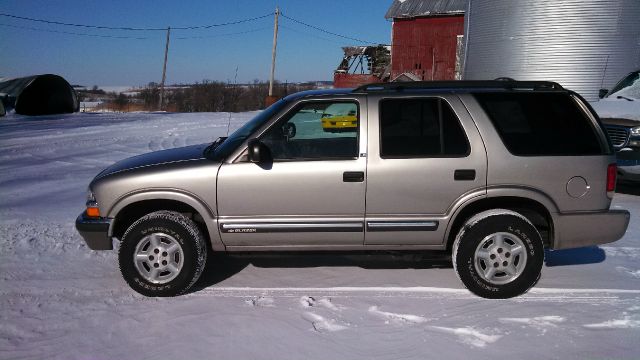 2001 Chevrolet Blazer Camry LE