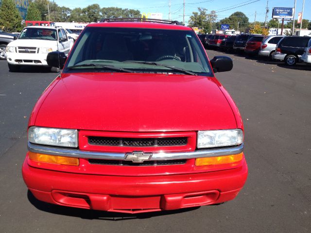 2001 Chevrolet Blazer 2WD QUAD CAB 140.5 ST