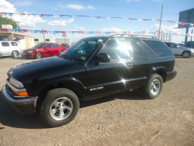 2001 Chevrolet Blazer 2WD QUAD CAB 140.5 ST