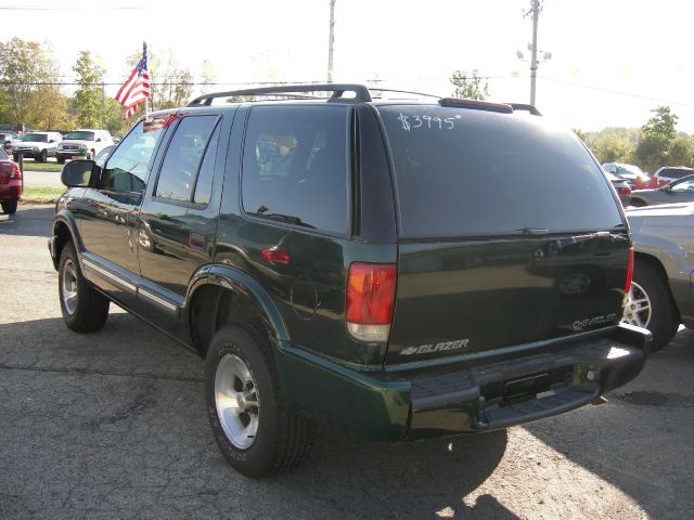 2001 Chevrolet Blazer Laramie Heavy DUTY Dually