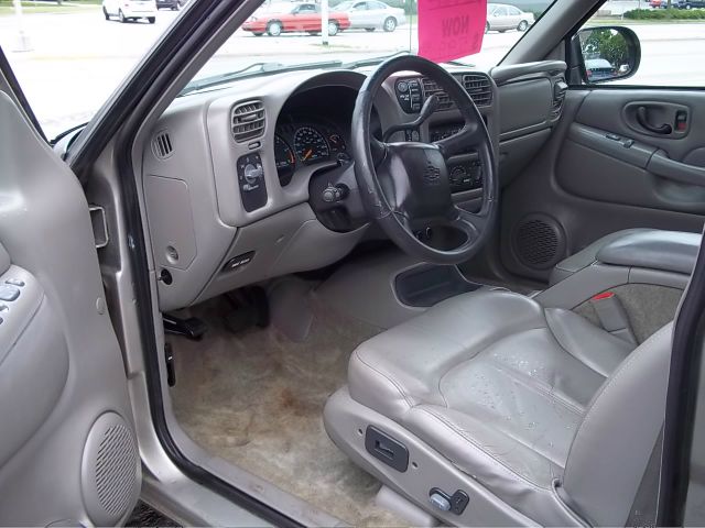 2001 Chevrolet Blazer Camry LE