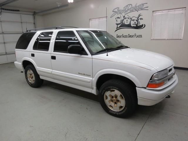 2001 Chevrolet Blazer 2WD QUAD CAB 140.5 ST