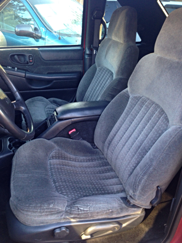 2001 Chevrolet Blazer Laramie Heavy DUTY Dually