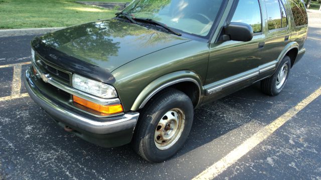 2001 Chevrolet Blazer Camry LE
