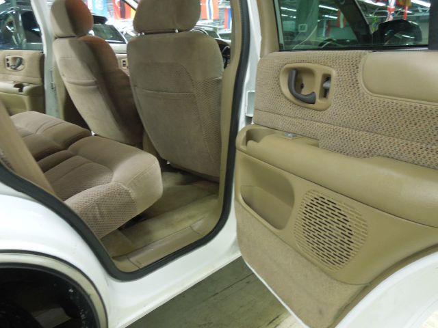 2001 Chevrolet Blazer Luxury 4WD W/ RES