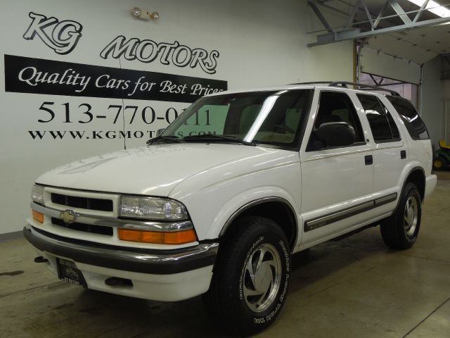2001 Chevrolet Blazer Luxury 4WD W/ RES