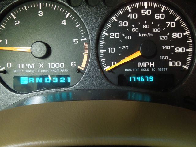 2001 Chevrolet Blazer Luxury 4WD W/ RES