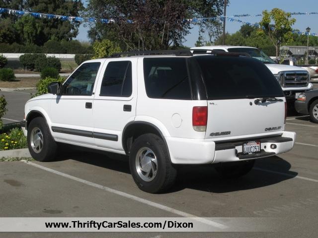 2001 Chevrolet Blazer Laramie Heavy DUTY Dually