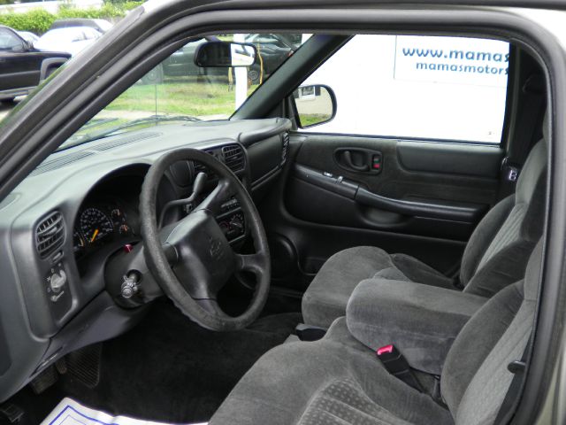 2001 Chevrolet Blazer Laramie Heavy DUTY Dually