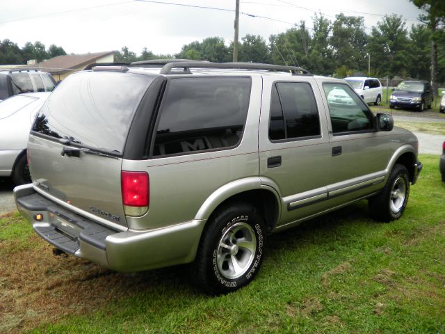 2001 Chevrolet Blazer Laramie Heavy DUTY Dually