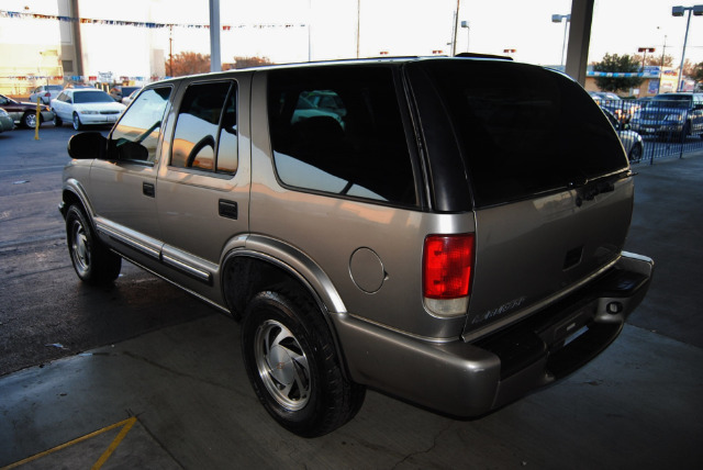2001 Chevrolet Blazer SL1