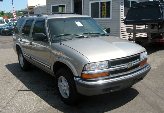 2001 Chevrolet Blazer Camry LE