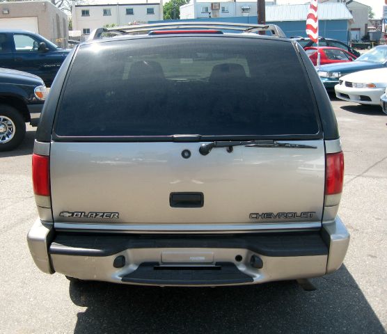 2001 Chevrolet Blazer Camry LE