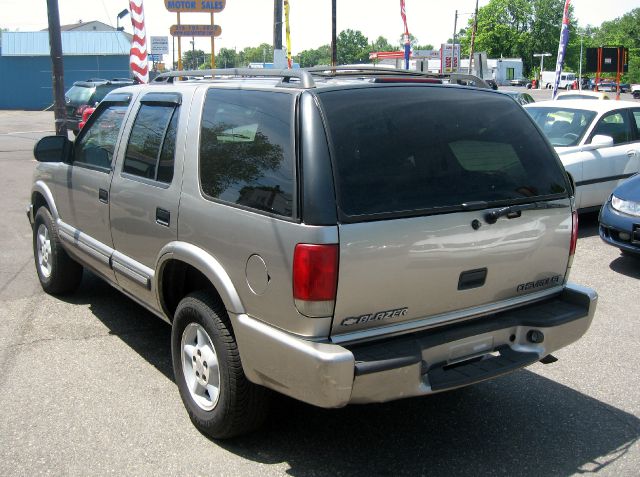 2001 Chevrolet Blazer Camry LE