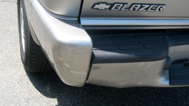 2001 Chevrolet Blazer Camry LE