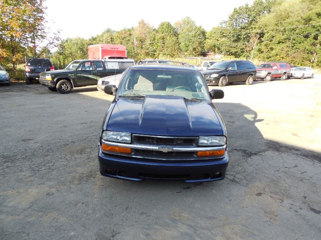 2001 Chevrolet Blazer Crew Cab FX4 4WD