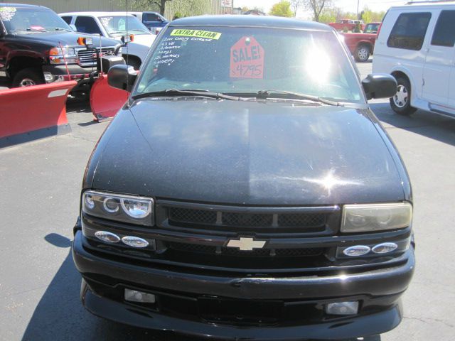 2001 Chevrolet Blazer Crew Cab FX4 4WD