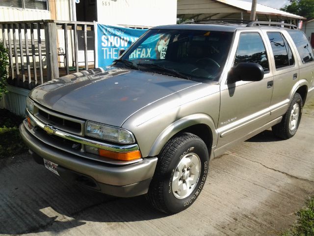 2001 Chevrolet Blazer Luxury 4WD W/ RES