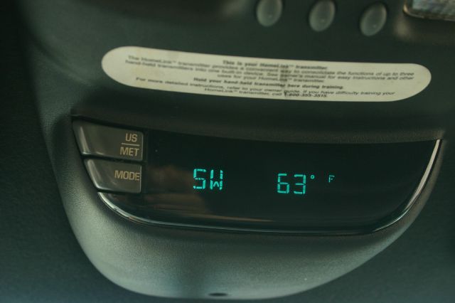 2001 Chevrolet Blazer 4dr Sdn SL Auto Sedan