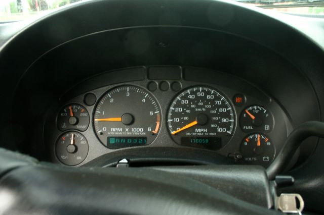 2001 Chevrolet Blazer 4dr Sdn SL Auto Sedan