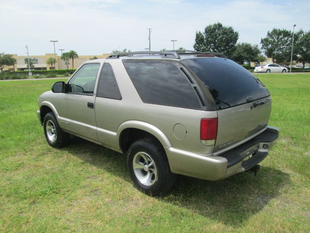2001 Chevrolet Blazer 2WD QUAD CAB 140.5 ST