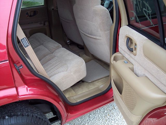 2001 Chevrolet Blazer Camry LE