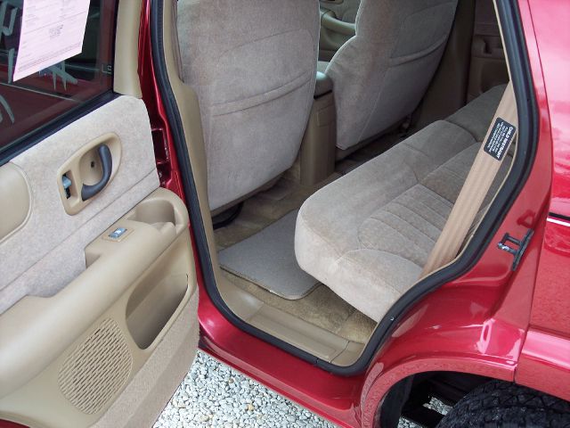 2001 Chevrolet Blazer Camry LE