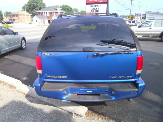 2001 Chevrolet Blazer Crew Cab FX4 4WD