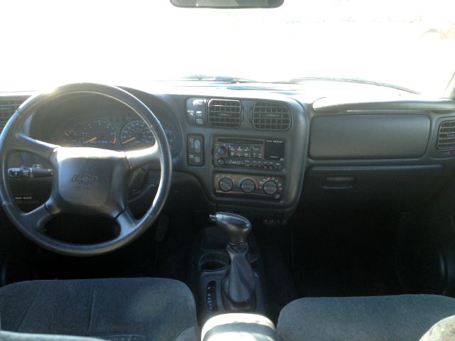2002 Chevrolet Blazer AWD A SR