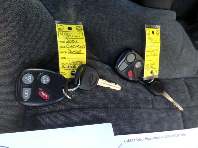 2002 Chevrolet Blazer AWD A SR