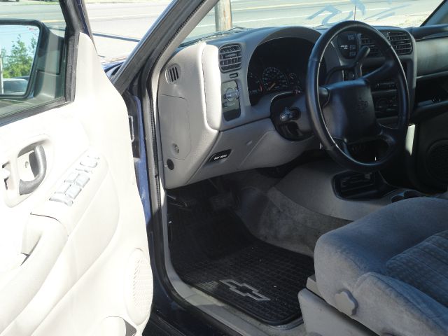 2002 Chevrolet Blazer AWD A SR