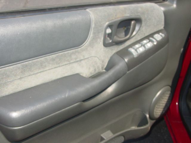 2002 Chevrolet Blazer AWD A SR