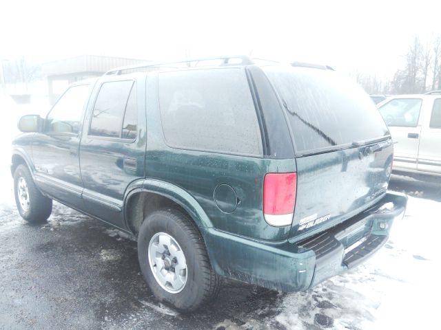 2002 Chevrolet Blazer AWD A SR