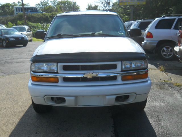 2002 Chevrolet Blazer AWD A SR