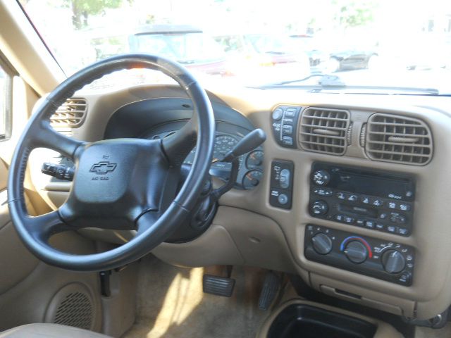 2002 Chevrolet Blazer AWD A SR