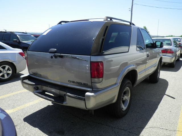 2002 Chevrolet Blazer FWD 4dr SE