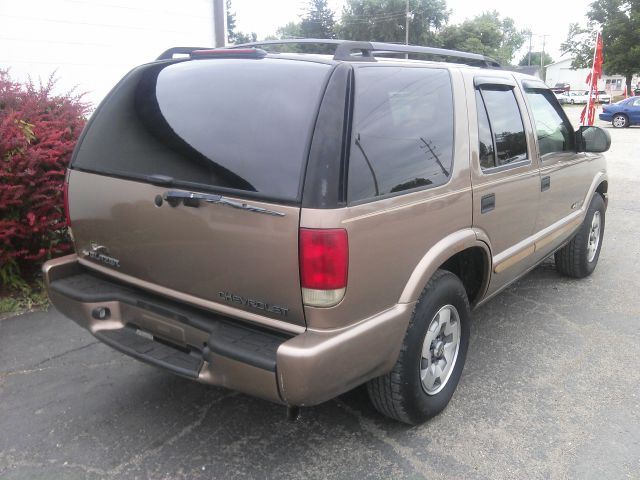2002 Chevrolet Blazer AWD A SR