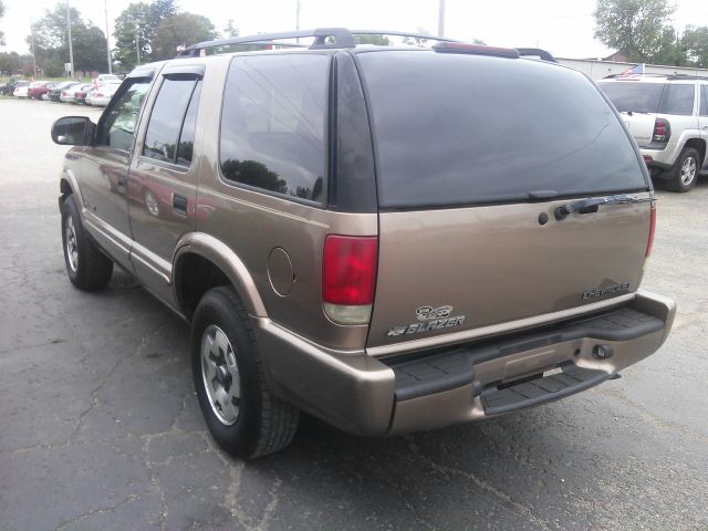 2002 Chevrolet Blazer AWD A SR