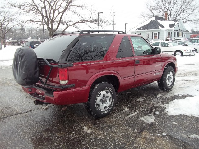 2002 Chevrolet Blazer AWD A SR
