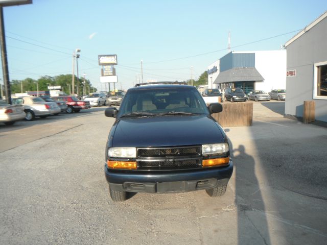 2002 Chevrolet Blazer L.T. 4-w.d. 5.3L