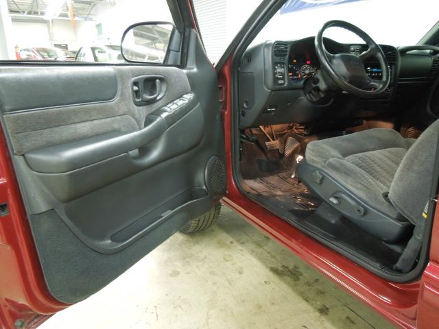 2002 Chevrolet Blazer AWD A SR
