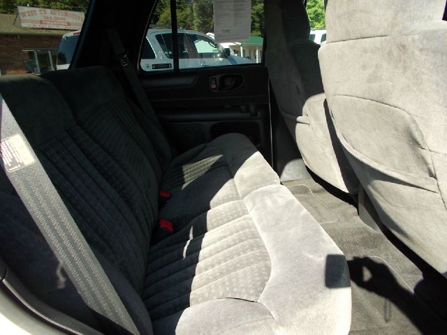 2002 Chevrolet Blazer NAV DVD