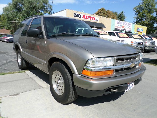 2002 Chevrolet Blazer AWD A SR