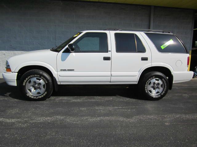 2002 Chevrolet Blazer AWD A SR