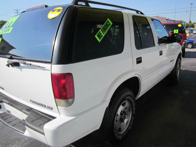 2002 Chevrolet Blazer AWD A SR
