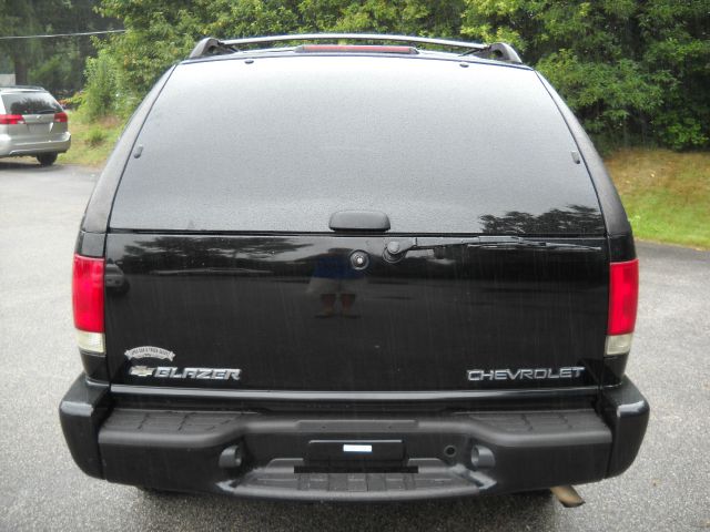 2002 Chevrolet Blazer AWD A SR