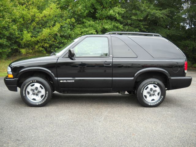 2002 Chevrolet Blazer AWD A SR