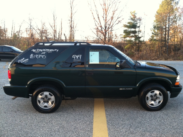 2002 Chevrolet Blazer AWD A SR