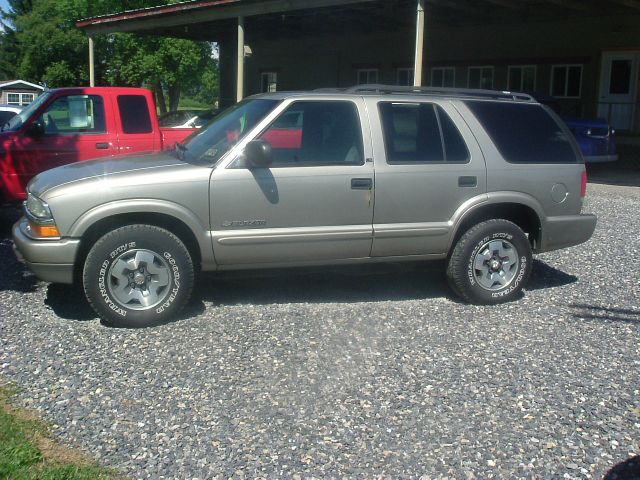 2002 Chevrolet Blazer AWD A SR